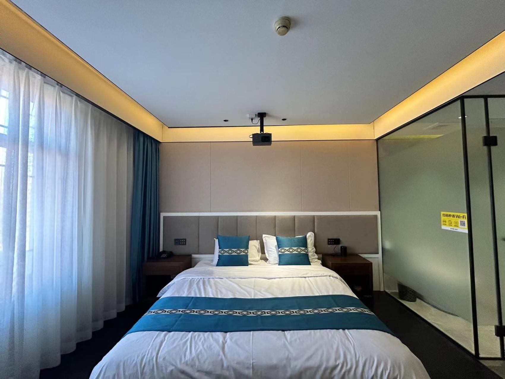 Beijing Tangfu Hotel - Located In The City Center Adjacent To The Subway Station Close To Nanluoguxiang Gulou Lama Temple Tiananmen Square Forbidden City Temple Of Heaven Providing Laundry Car Rental And Ticketing Services Екстер'єр фото