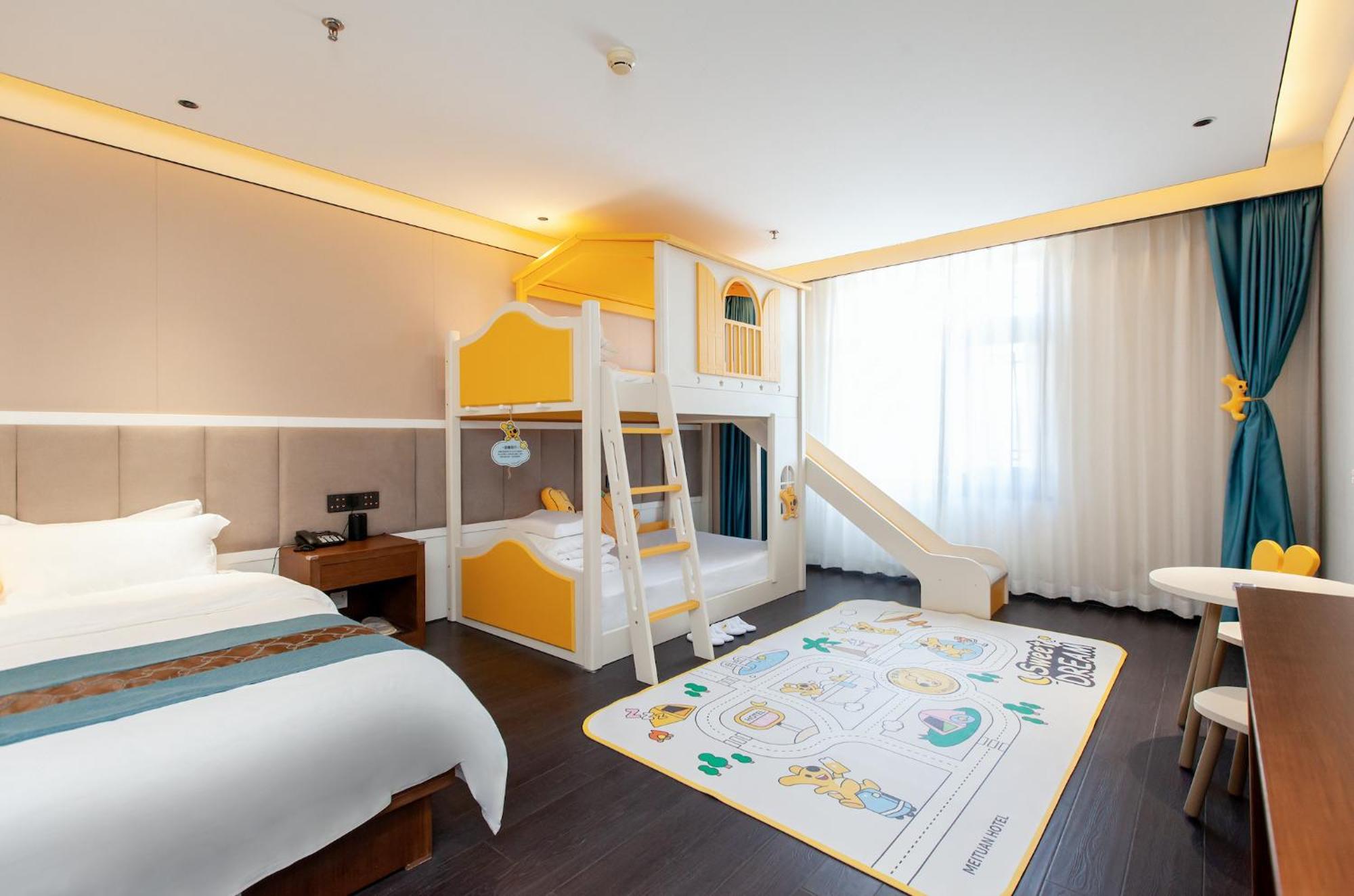 Beijing Tangfu Hotel - Located In The City Center Adjacent To The Subway Station Close To Nanluoguxiang Gulou Lama Temple Tiananmen Square Forbidden City Temple Of Heaven Providing Laundry Car Rental And Ticketing Services Екстер'єр фото