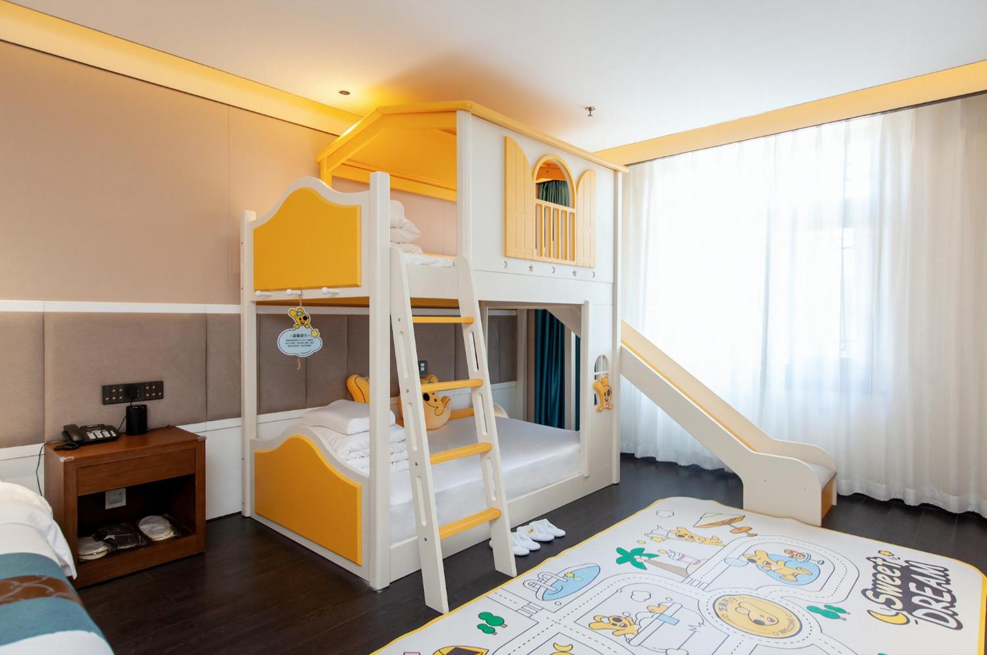 Beijing Tangfu Hotel - Located In The City Center Adjacent To The Subway Station Close To Nanluoguxiang Gulou Lama Temple Tiananmen Square Forbidden City Temple Of Heaven Providing Laundry Car Rental And Ticketing Services Екстер'єр фото