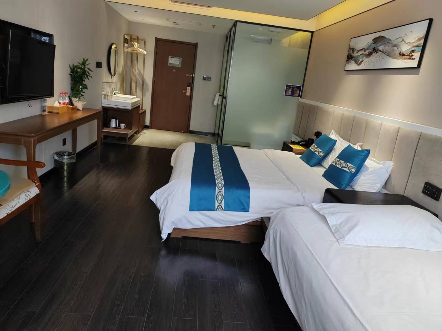 Beijing Tangfu Hotel - Located In The City Center Adjacent To The Subway Station Close To Nanluoguxiang Gulou Lama Temple Tiananmen Square Forbidden City Temple Of Heaven Providing Laundry Car Rental And Ticketing Services Екстер'єр фото